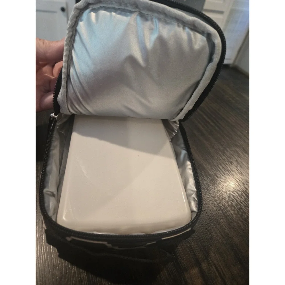 Skip Hop Baby Wipe Travel Case With Insulated Black And White Carry Case Bag